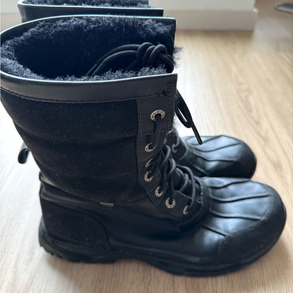 Men’s UGG Butte Waterproof Leather Boot - Picture 2 of 6